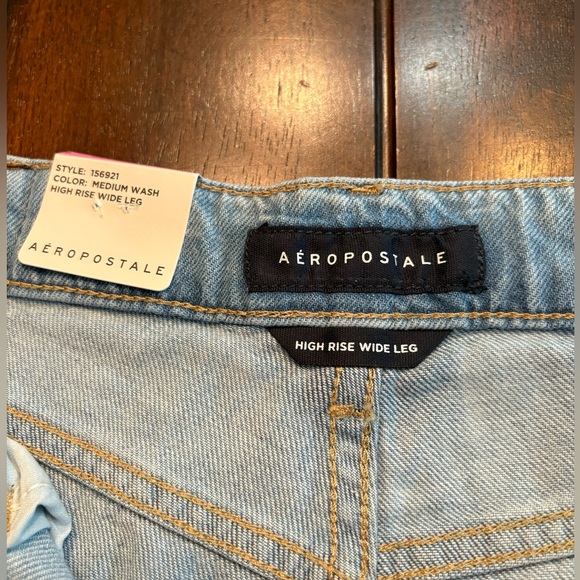 Aeropostale Vintage High Rise Wide Leg Jeans Size 6, NWT - Picture 4 of 8